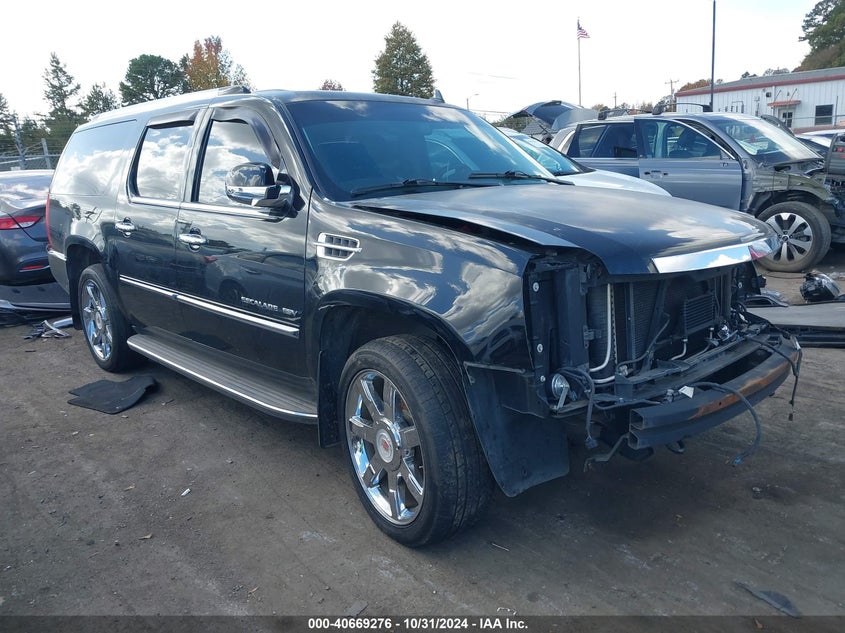2013 CADILLAC ESCALADE ESV LUXURY - 1GYS4HEF0DR297033