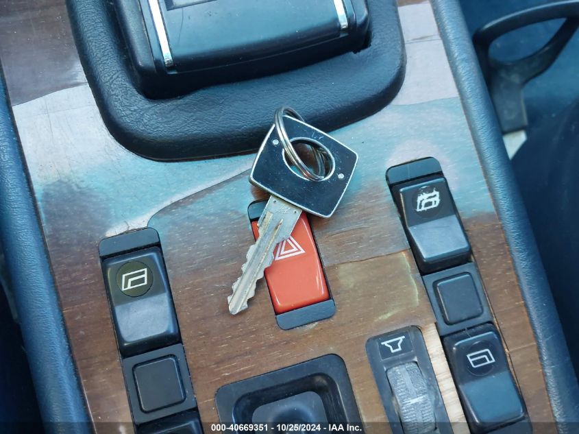 1984 Mercedes-Benz 300 Tdt VIN: WDBAB93A4EF019094 Lot: 40669351