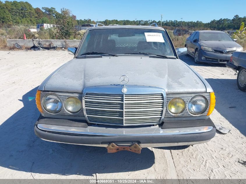 1984 Mercedes-Benz 300 Tdt VIN: WDBAB93A4EF019094 Lot: 40669351
