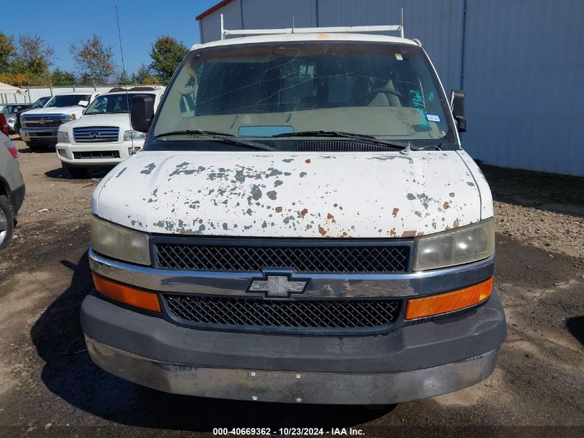 2004 Chevrolet Express VIN: 1GAHG39U741129366 Lot: 40669362