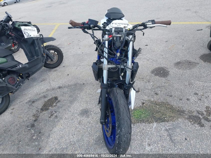 2015 YAMAHA FZ07 JYARM06E6FA004678