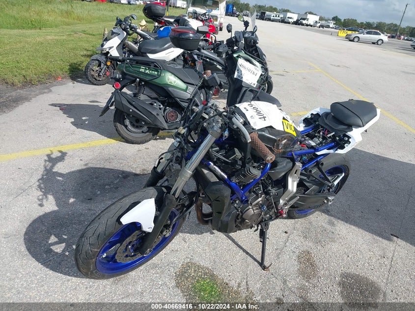 2015 YAMAHA FZ07 JYARM06E6FA004678