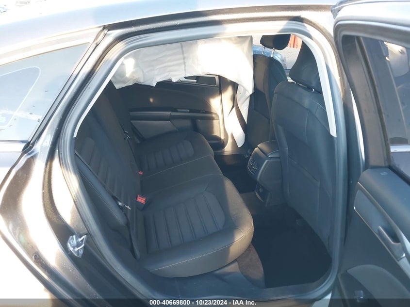 VIN 3FA6P0LUXHR357577 2017 FORD FUSION HYBRID SE
