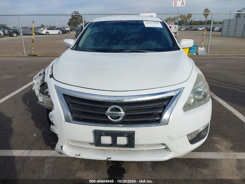 2013 Nissan Altima 2.5 Sv VIN: 1N4AL3AP4DN486318 Lot: 40669848