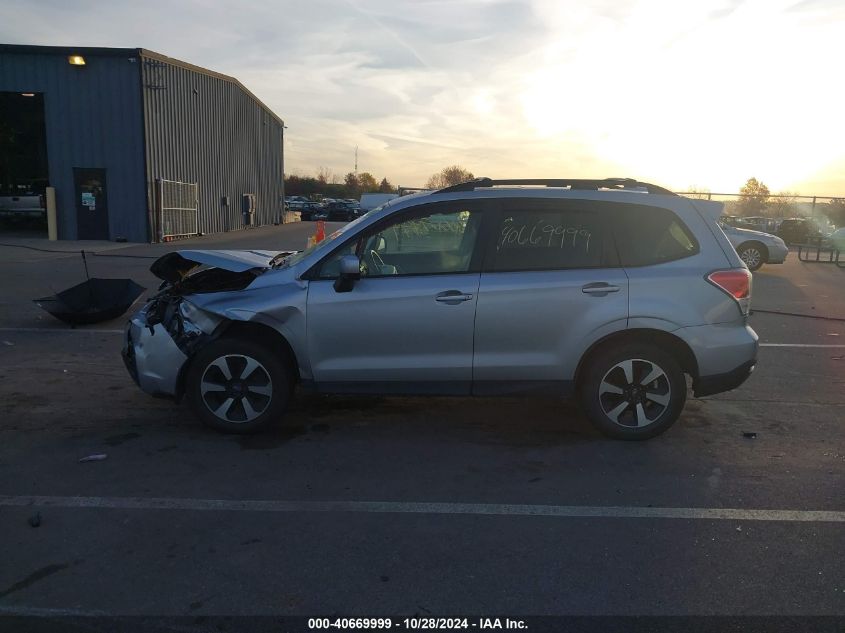 2018 Subaru Forester 2.5I Premium VIN: JF2SJAGC6JH551811 Lot: 40669999