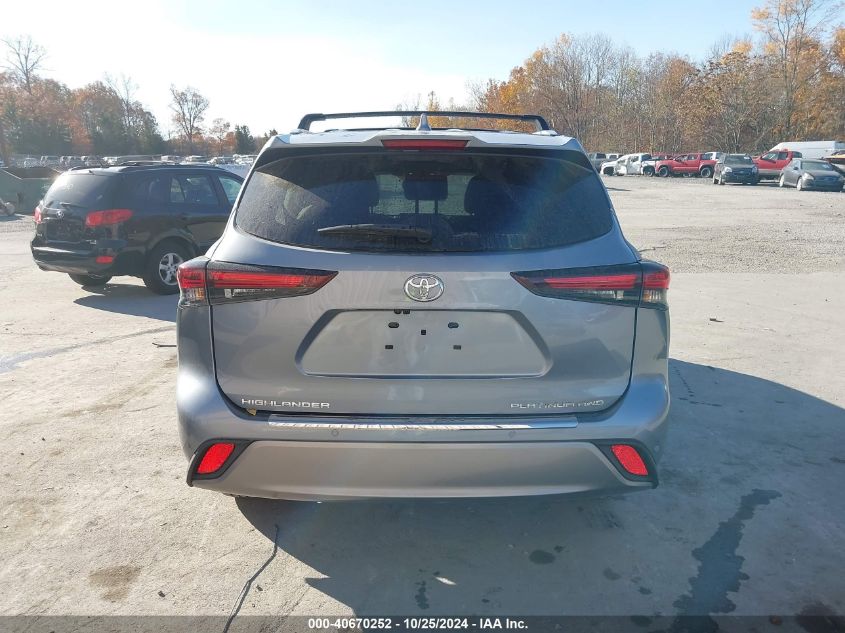 2024 Toyota Highlander Platinum VIN: 5TDKDRBH8RS572089 Lot: 40670252