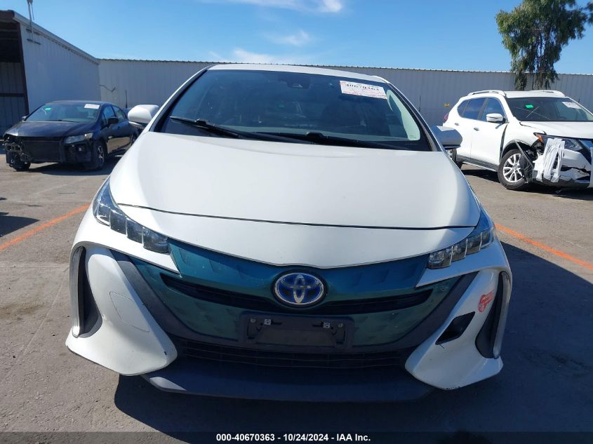 2018 Toyota Prius Prime VIN: JTDKARFP0J3085291 Lot: 40670363