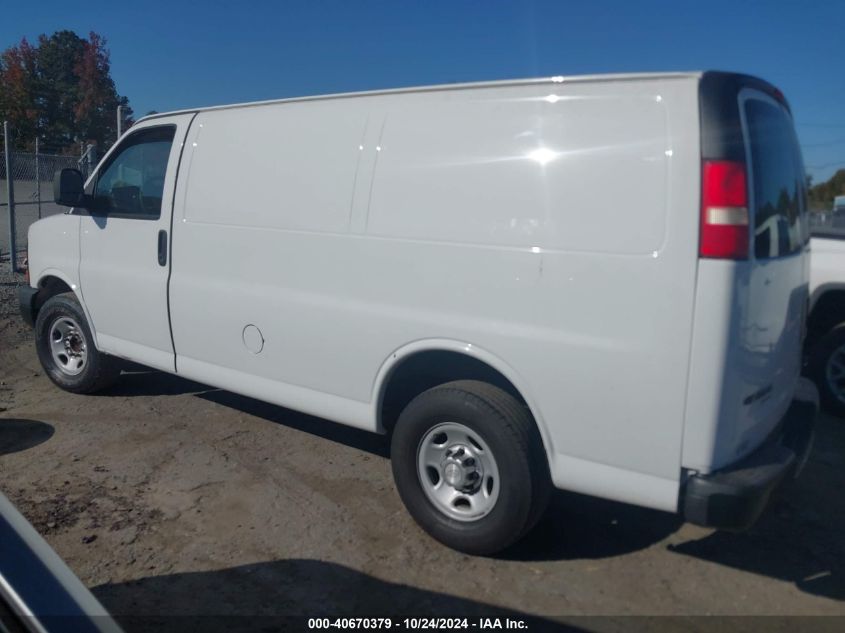 2015 Chevrolet Express 2500 Work Van VIN: 1GCWGFFF4F1104921 Lot: 40670379