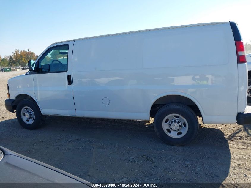 2015 Chevrolet Express 2500 Work Van VIN: 1GCWGFFFXF1100646 Lot: 40670406