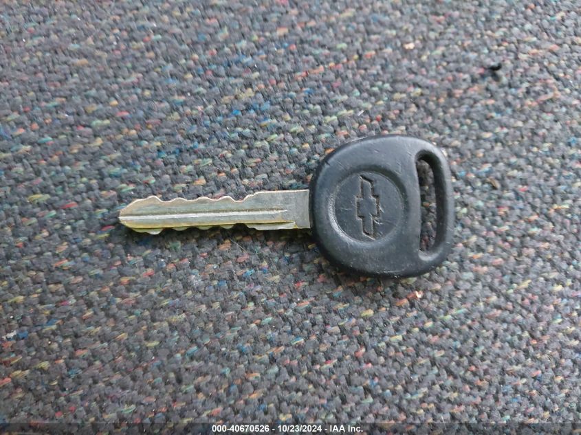 2005 Chevrolet Silverado 1500 Work Truck VIN: 1GCEC14X85Z286385 Lot: 40670526