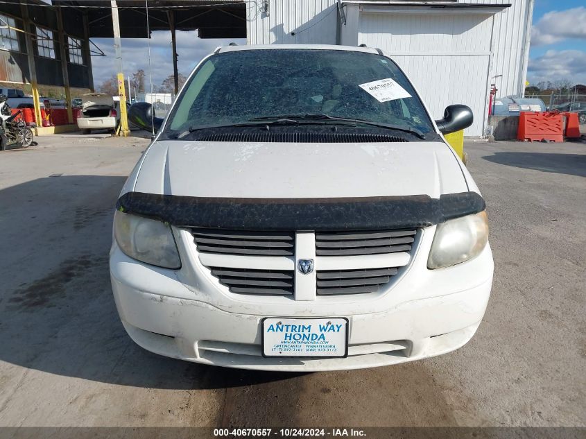 2005 Dodge Grand Caravan Se VIN: 1D4GP24R05B426400 Lot: 40670557