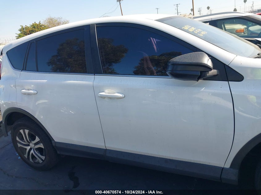 2018 TOYOTA RAV4 LE - 2T3ZFREV2JW475211