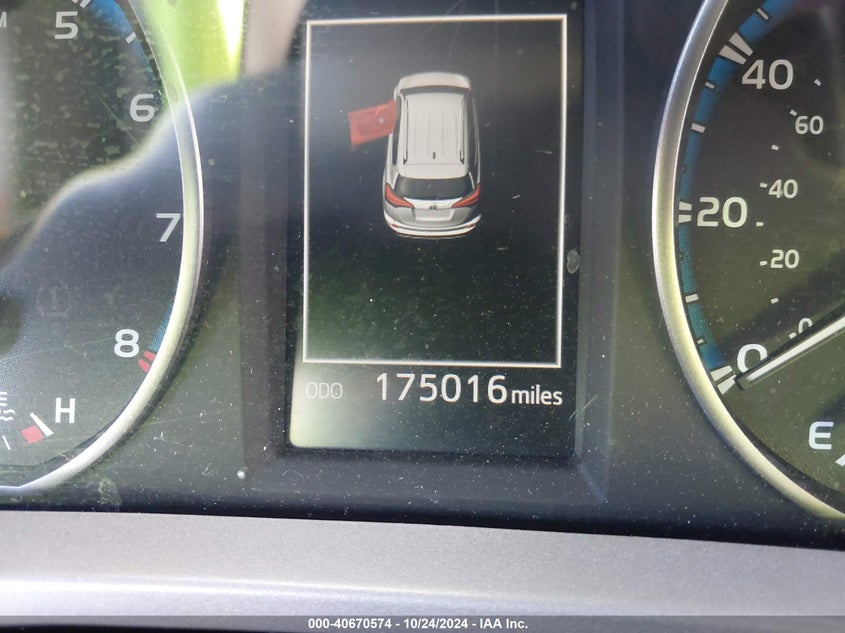 2018 TOYOTA RAV4 LE - 2T3ZFREV2JW475211