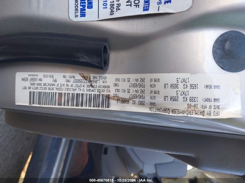 2007 Jeep Commander Sport VIN: 1J8HG48K27C556937 Lot: 40670815