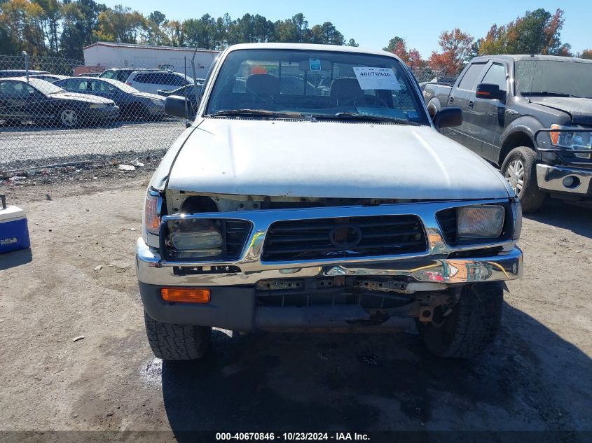 1995 Toyota Tacoma VIN: 4TAUN61C4SZ060632 Lot: 40670846