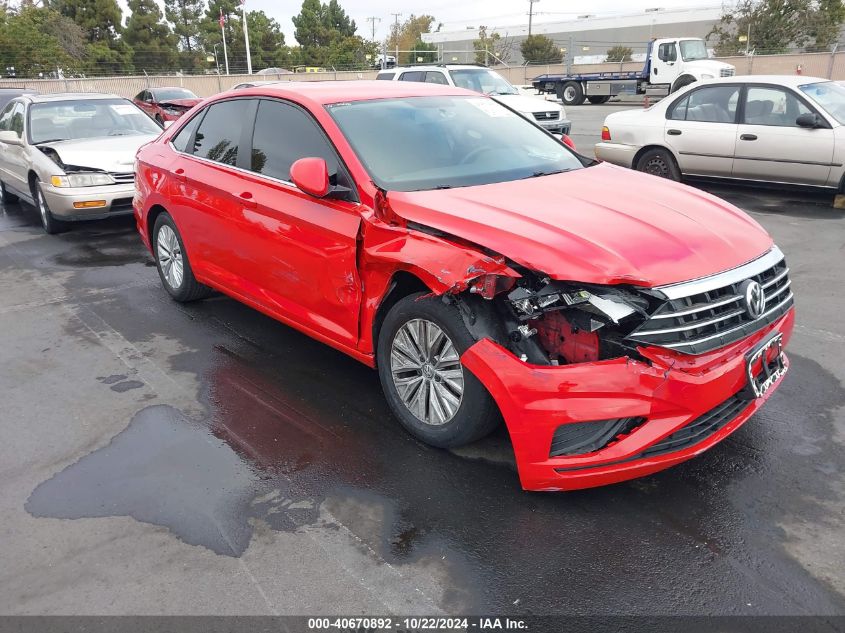 2019 Volkswagen Jetta 1.4T R-Line/1.4T S/1.4T Se VIN: 3VWC57BU5KM031748 Lot: 40670892