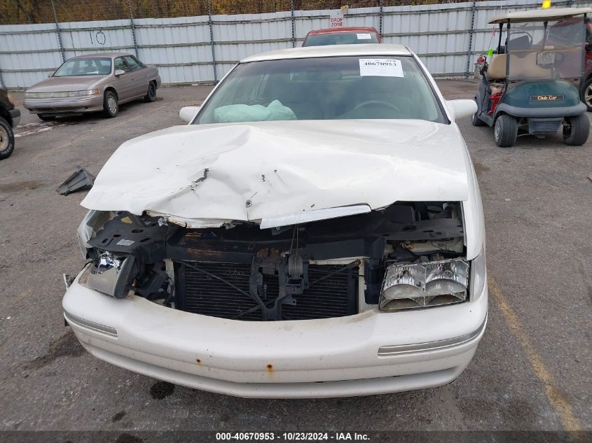 1997 Cadillac Deville Standard VIN: 1G6KD54Y0VU244549 Lot: 40670953