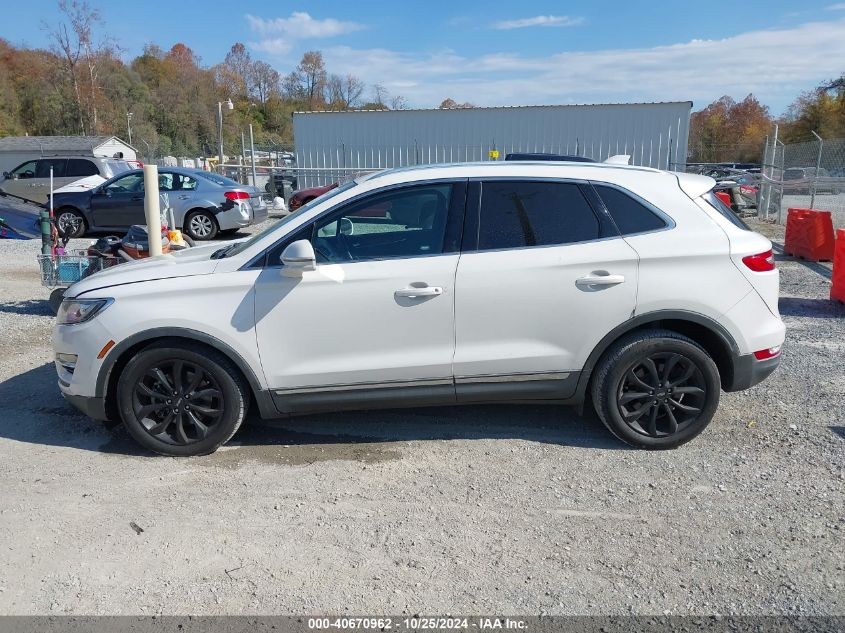 2017 Lincoln Mkc Select VIN: 5LMCJ2C90HUL39824 Lot: 40670962