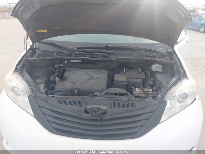 2014 Toyota Sienna Le V6 8 Passenger VIN: 5TDKK3DC7ES457787 Lot: 40671082