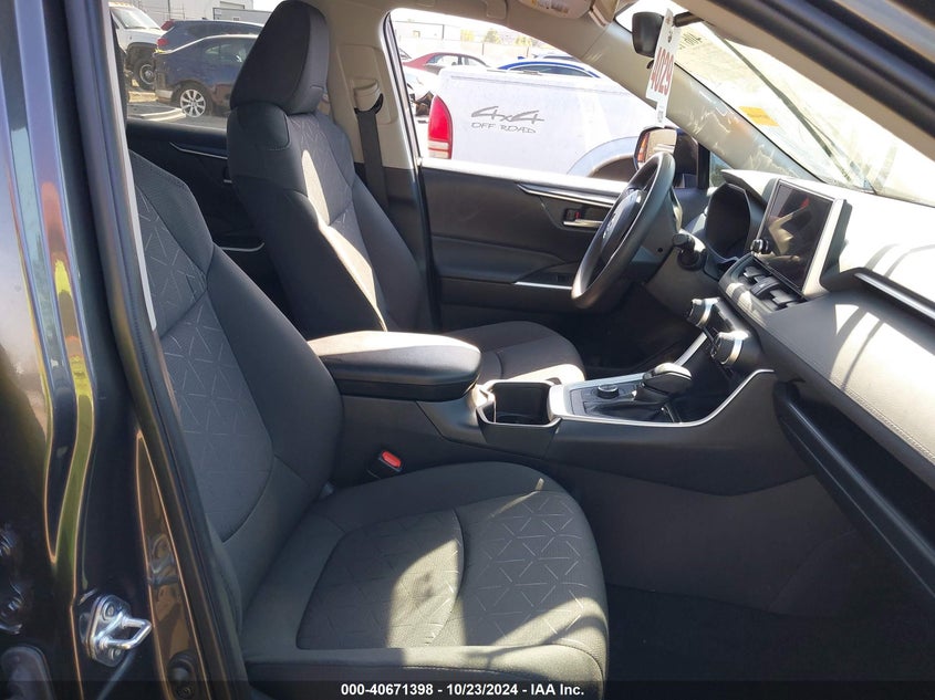 2024 TOYOTA RAV4 HYBRID XLE - 4T3RWRFV2RU123076