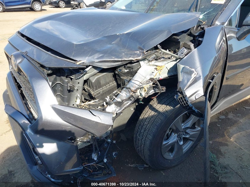 2024 TOYOTA RAV4 HYBRID XLE - 4T3RWRFV2RU123076