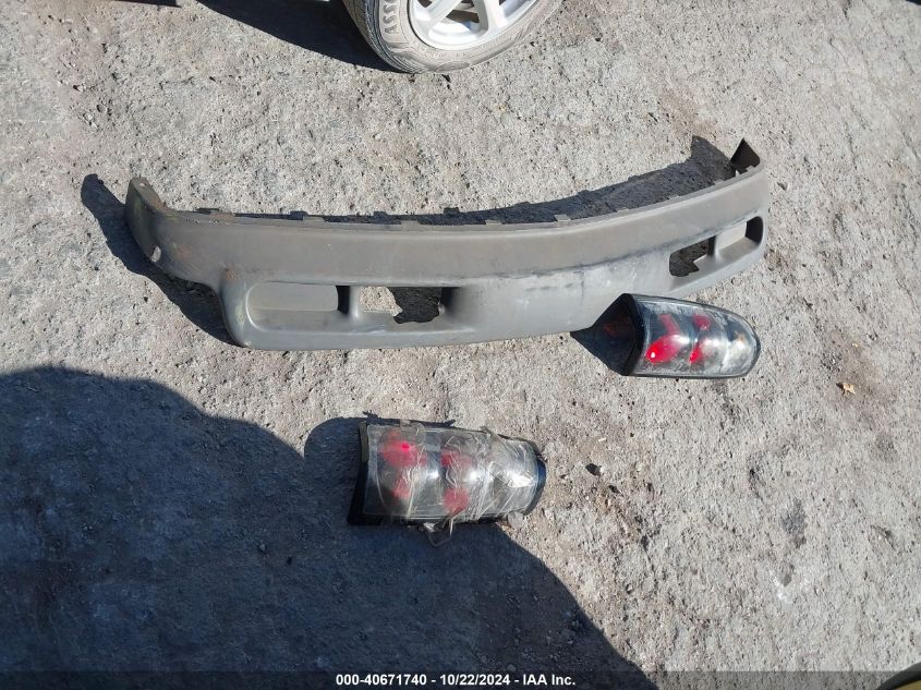 2002 Chevrolet Silverado 1500 VIN: 1GCEC14W22Z102772 Lot: 40671740