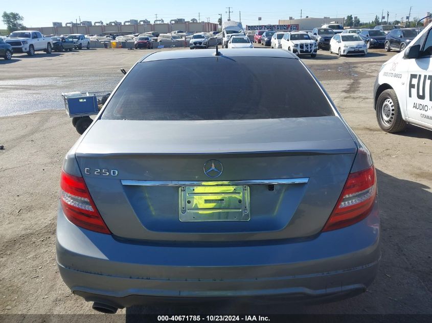 2014 Mercedes-Benz C 250 Luxury/Sport VIN: WDDGF4HB9EG236113 Lot: 40671785