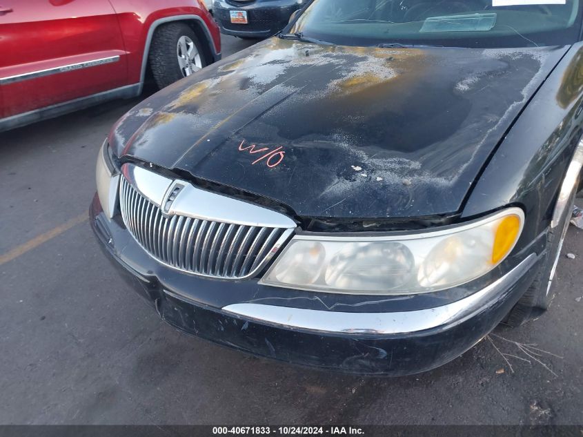 1998 Lincoln Continental VIN: 1LNFM97V3WY742645 Lot: 40671833