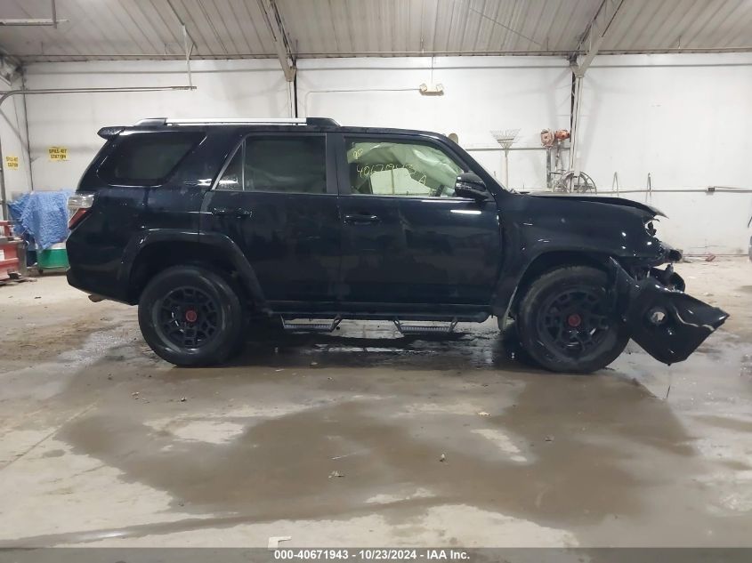 2022 Toyota 4Runner Sr5 Premium VIN: JTENU5JRXN5992917 Lot: 40671943