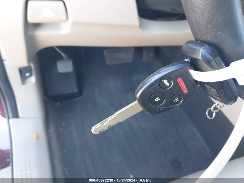 2015 Honda Pilot Lx VIN: 5FNYF3H27FB017462 Lot: 40672230