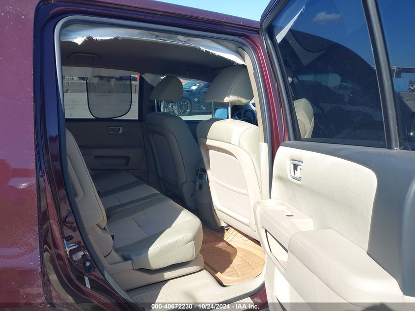 2015 Honda Pilot Lx VIN: 5FNYF3H27FB017462 Lot: 40672230