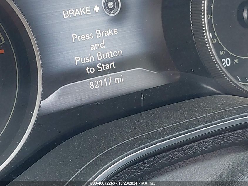 VIN 1C4PJMDX2KD235618 2019 JEEP CHEROKEE LIMITED 4X4