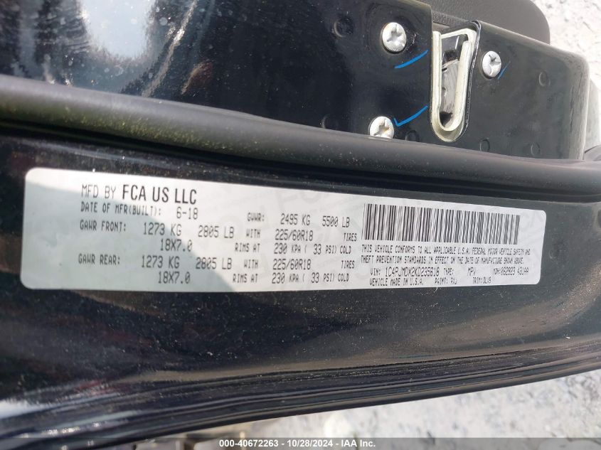 VIN 1C4PJMDX2KD235618 2019 JEEP CHEROKEE LIMITED 4X4