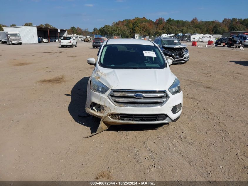 2017 FORD ESCAPE SE - 1FMCU9GD0HUB28141