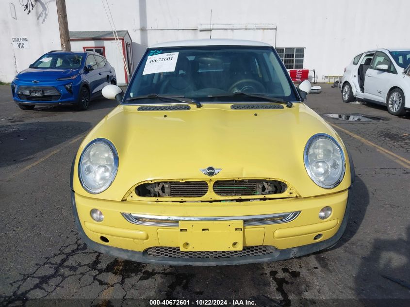 2003 Mini Cooper VIN: WMWRC33473TE17827 Lot: 40672601