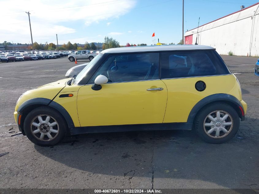 2003 Mini Cooper VIN: WMWRC33473TE17827 Lot: 40672601