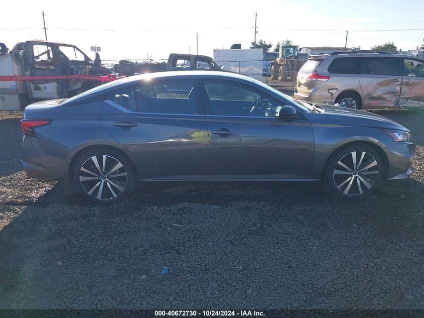 VIN 1N4BL4CV8NN403447 2022 NISSAN ALTIMA SR FWD
