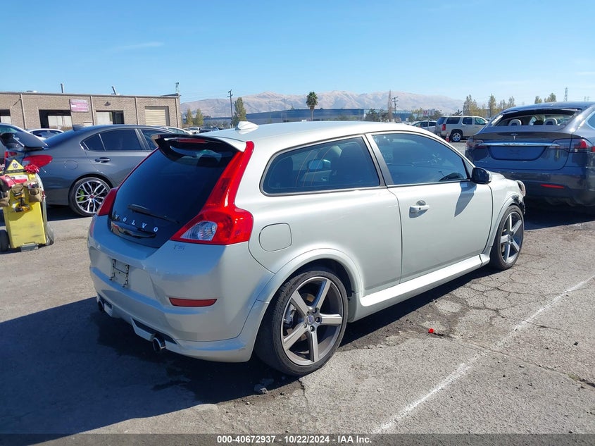 2013 VOLVO C30 T5 R-DESIGN YV1672MK5D2309559