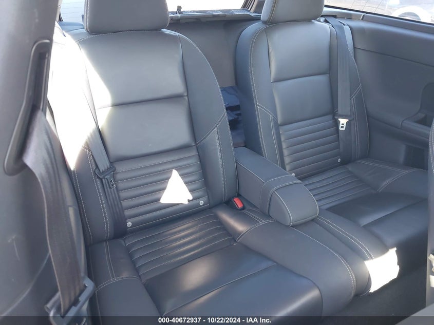 2013 VOLVO C30 T5 R-DESIGN YV1672MK5D2309559