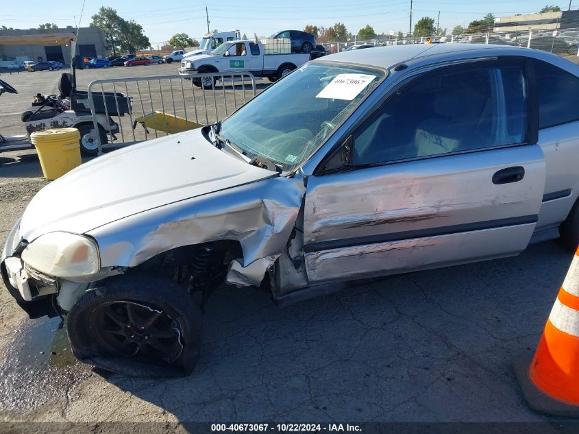 1999 Honda Civic Dx VIN: 1HGEJ6125XL020745 Lot: 40673067