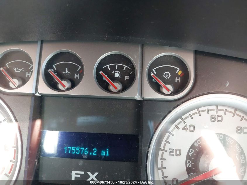 2010 Ford F-150 Fx2 Sport/Xl/Xlt VIN: 1FTEW1C80AKB37117 Lot: 40673458