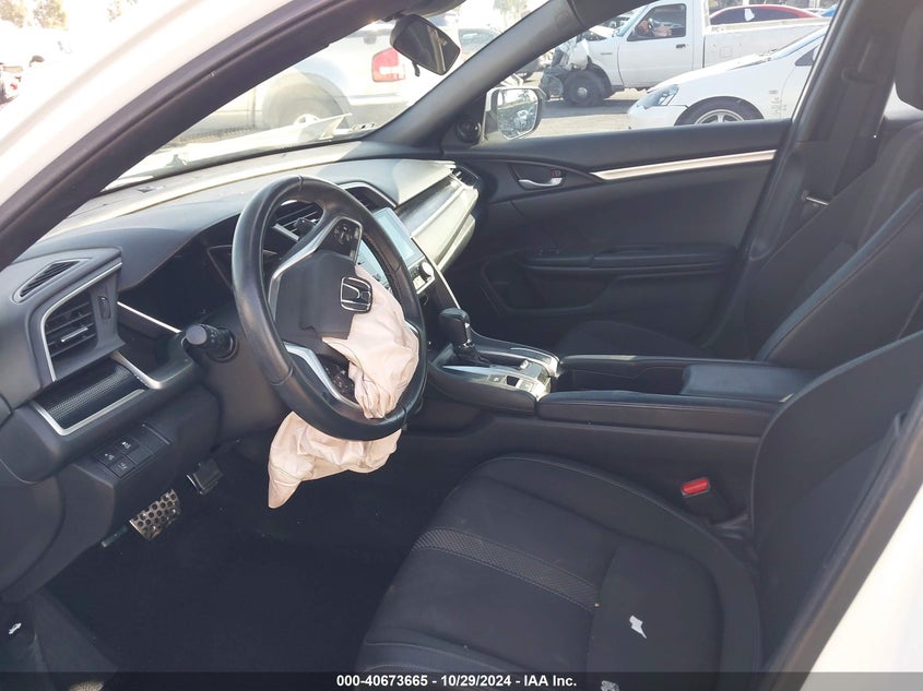 VIN 19XFC2F8XKE204812 2019 HONDA CIVIC SPORT
