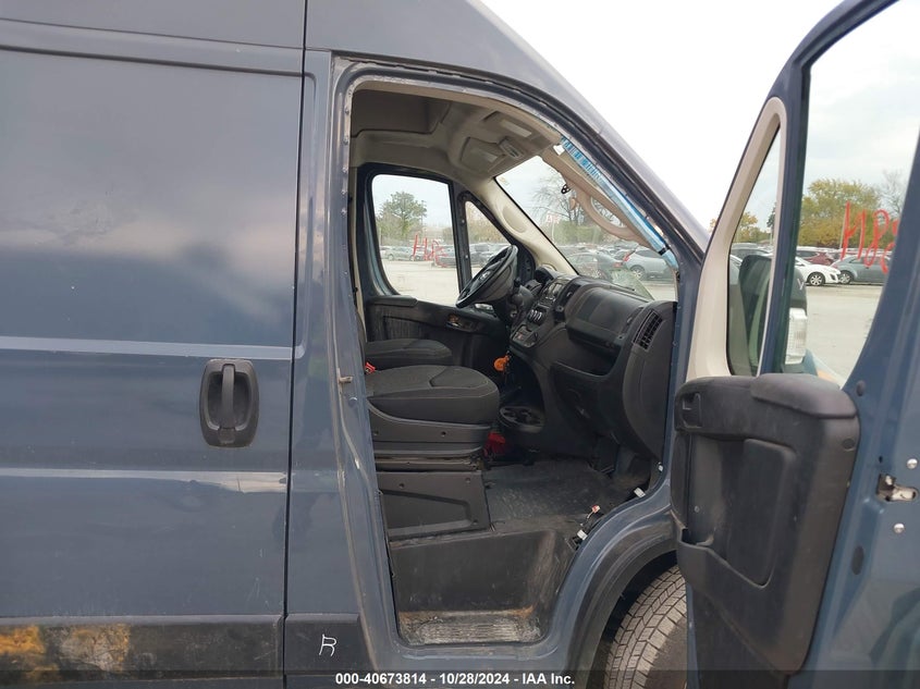 VIN 3C6TRVDG7KE520656 2019 RAM PROMASTER 2500 HIGH ROOF 159 WB