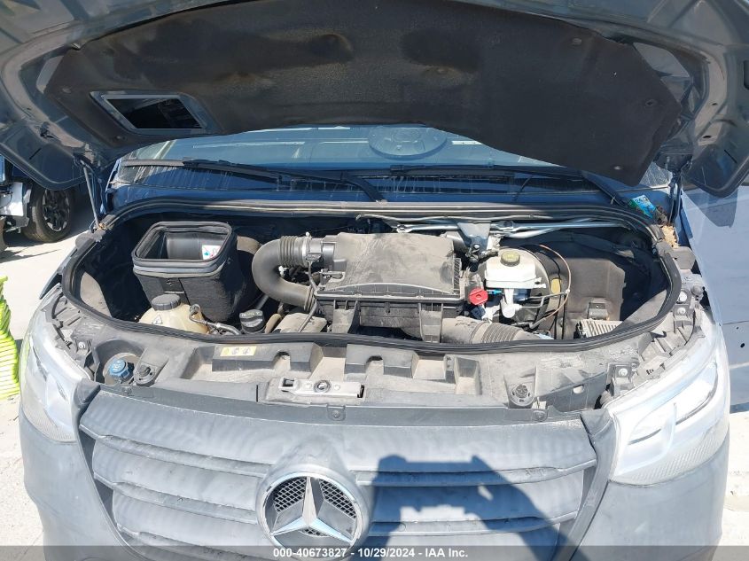 VIN WD4PF1CD3KP122868 2019 Mercedes-Benz Sprinter 2... no.10