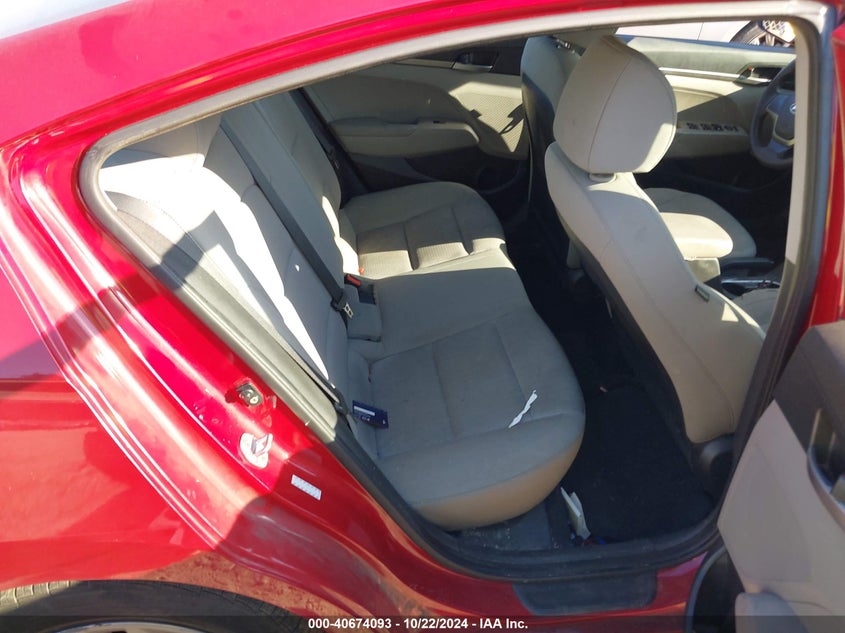 2017 HYUNDAI ELANTRA VIN: KMHD74LF7HU161174