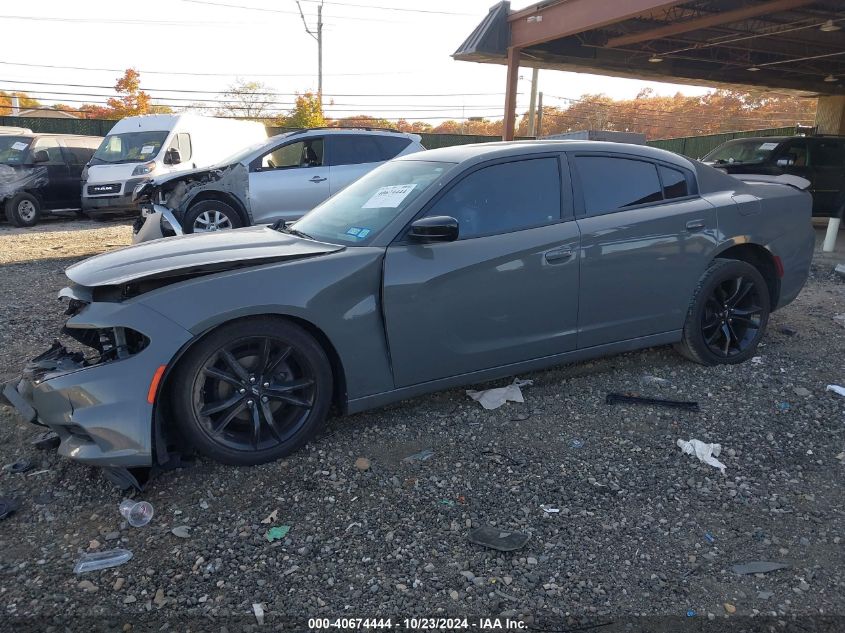 VIN 2C3CDXBG0JH313457 2018 DODGE CHARGER no.2