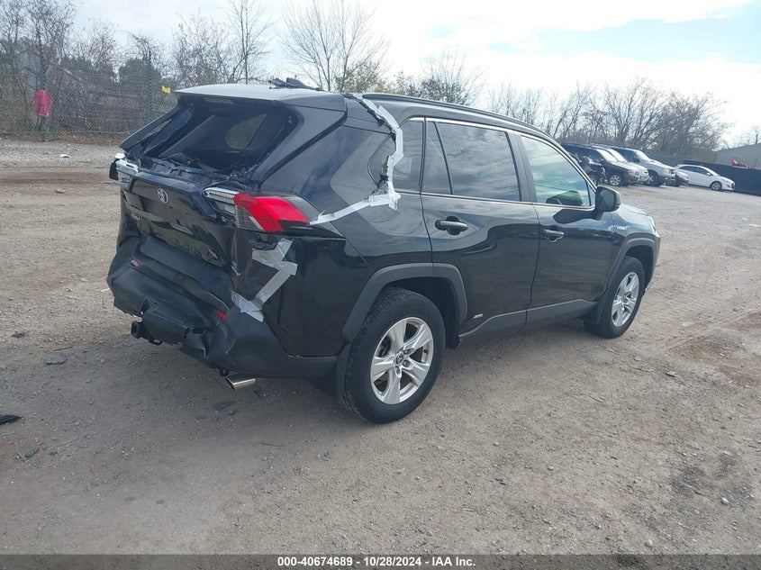 2021 TOYOTA RAV4 HYBRID LE - JTMLWRFV1MD559445