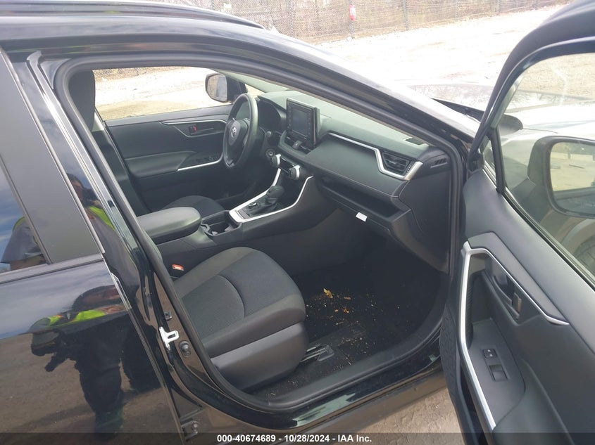 2021 TOYOTA RAV4 HYBRID LE - JTMLWRFV1MD559445