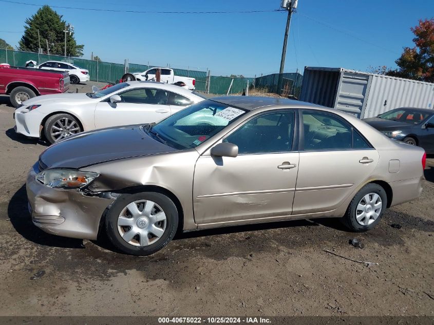 2004 Toyota Camry Le VIN: 4T1BE32K74U351542 Lot: 40675022