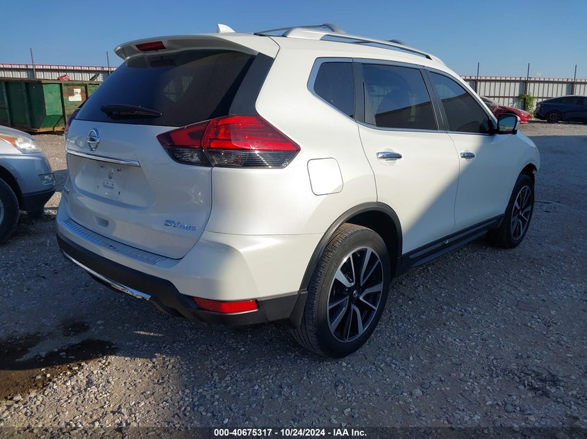 VIN 5N1AT2MV4HC857943 2017 NISSAN ROGUE SL